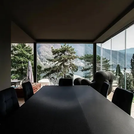 Charming Retreat In Hotel *